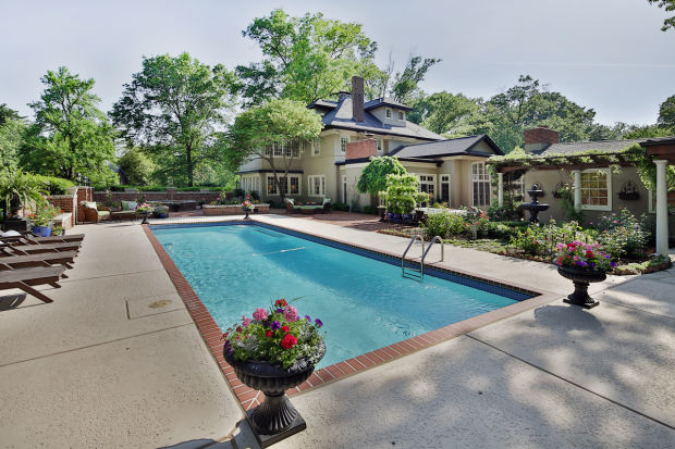 Park7953POOL3.jpg